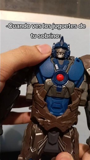 Cuando ves los juguetes de tu sobrino / #Short #Transformers #Hasbro #Coleccion
