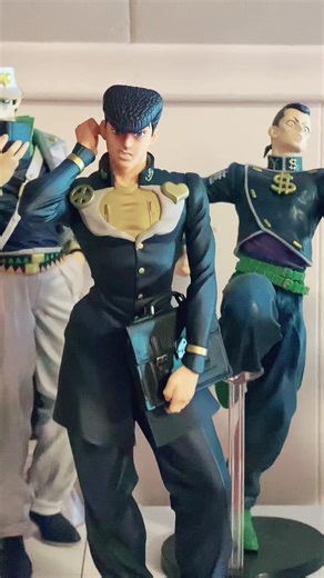 Josuke Higashikata Figure - Sentinel Showcase
