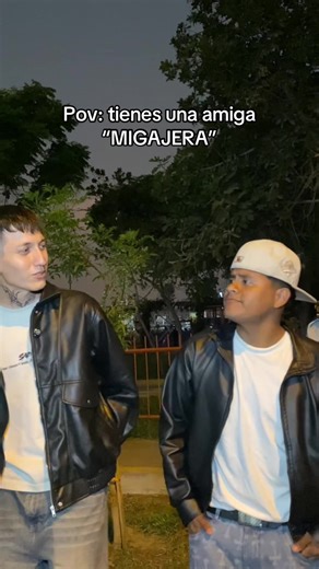 Humor sobre amigas migajeras y novios