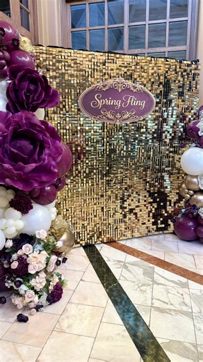 Spring Fling full effect - Loving the color combos and large florals 🎈 @The Dominion Country Club #balloons #flowers #sanantonio #event #fye