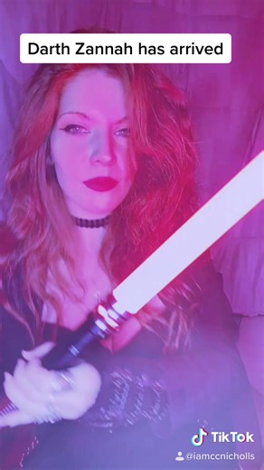 Darth Zannah has entered the chat. 🖤 #thirsty #quink #quinktok #quinkcommunity #starwars #cosplay