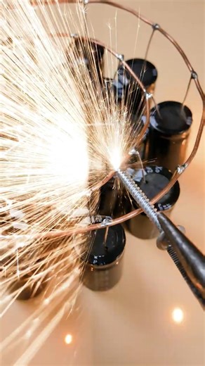 200,000µF Capacitor vs Metal Objects ⚡#electronics #capacitor #experiment #science #diy #discharged