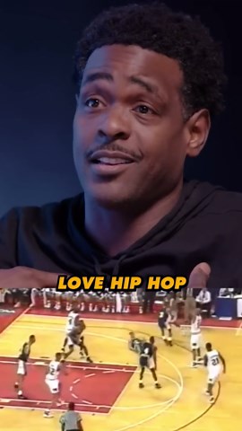 Chris Webber Reflects on Michigan’s Fab 5 Legacy