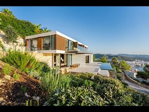New Luxury Villa with Stunning Sea, Sunrise and Coastline Views - ref. 1868