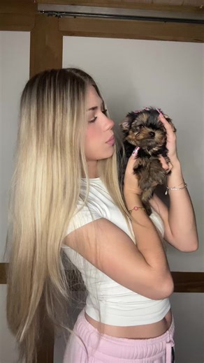 Policjant gapi się na mnie jak na bandytę