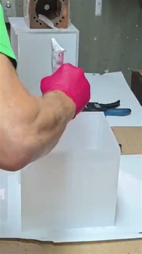 🪟 Acrylglas kleben. Mit Kunststoff Platten eine transparente Box Gehäuse erstellen