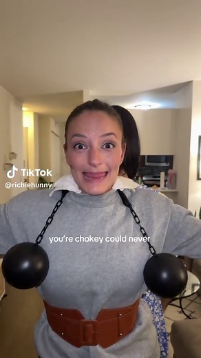 Matilda Halloween Costume Ideas and Dress Up Tips