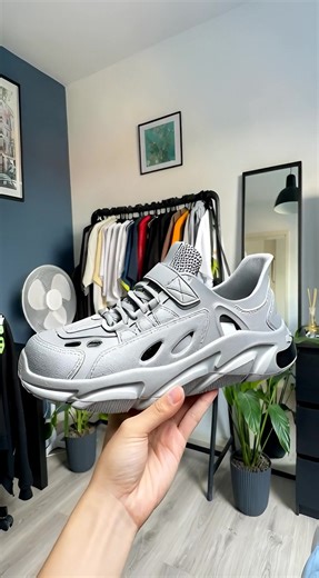 Wrap&Toe Outdoor Slippers for Every Adventure