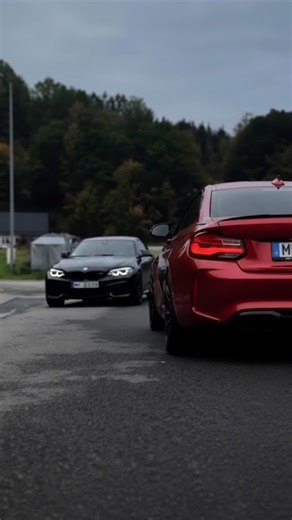 Capturing sports cars on iconic German racetrack