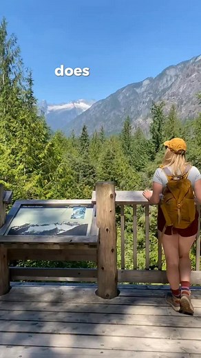 Give me a siggnnnnnn 🎶🪧 No but seriously informational signs and plaques (technically these are called interpretive signs) are such a quintessential part of the outdoor and national parks experience - too bad they’re currently under threat! This administration is actively censoring and removing signs that don’t fit with their convenient, revisionist version of history. Support our parks and public lands - and the little signs that help us understand our full history and the world around us! .