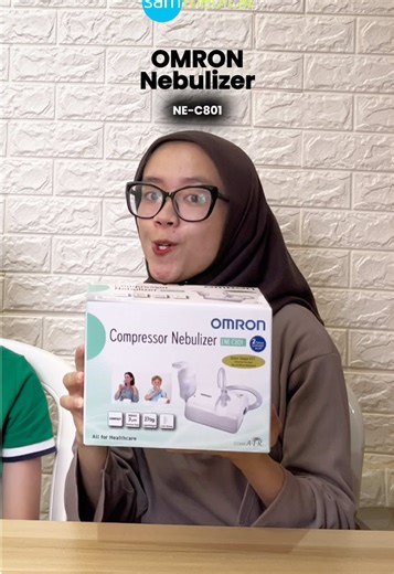 Hari yang tenang di rumah bisa berubah dalam sekejap… tapi tenang, mama sudah siap. Kadang, hal kecil bisa bikin khawatir. Tapi dengan Nebulizer Omron, mama bisa langsung menenangkan si kecil tanpa panik. Alatnya praktis, mudah digunakan, dan aman untuk anak-anak. Cukup pasang masker, nyalakan alat, dan biarkan napasnya kembali lega perlahan. Buat mama yang ingin selalu siap di setiap keadaan, yuk miliki Omron Nebulizer sekarang. Tersedia produk original dan bergaransi resmi hanya di Sam Medical