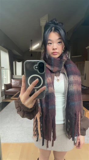How to Style Winter Outfits with Scarves