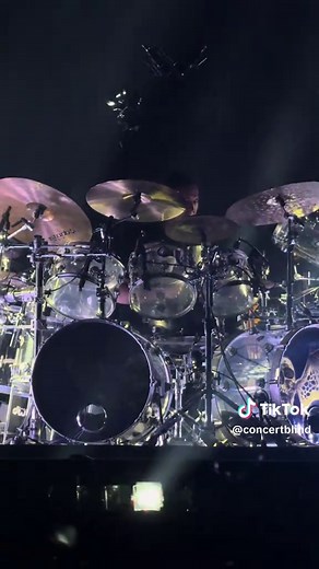 Avenged Sevenfold 'Nobody' Live Performance Highlights