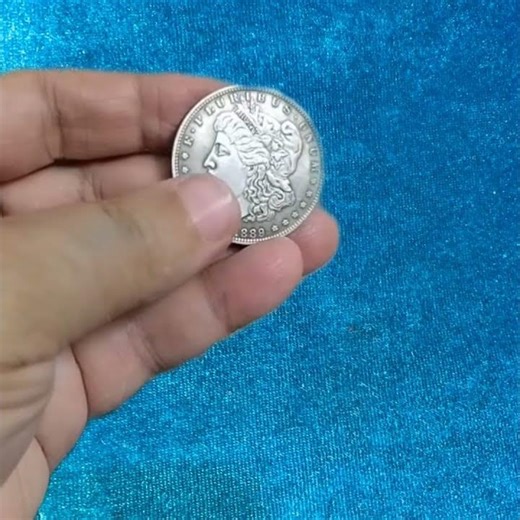 This Coin Was Accidentally Made in SILVER 😱 #coin #treasuresearch #collectiblecoins