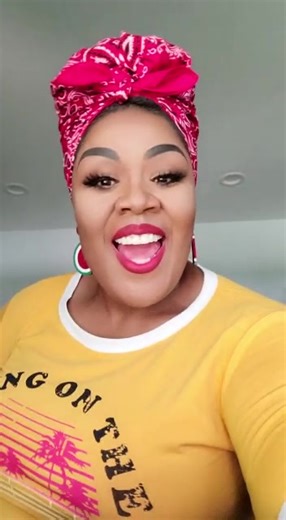 Stylish Yellow T-Shirt with Graphic Design Review