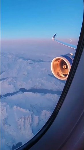 Stunning Window Seat Views on the New SAS A350! 🌍☁️