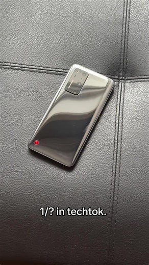 insanely rare and unique, very cool phone #fyp #viral #micstech #smartisan #techtok