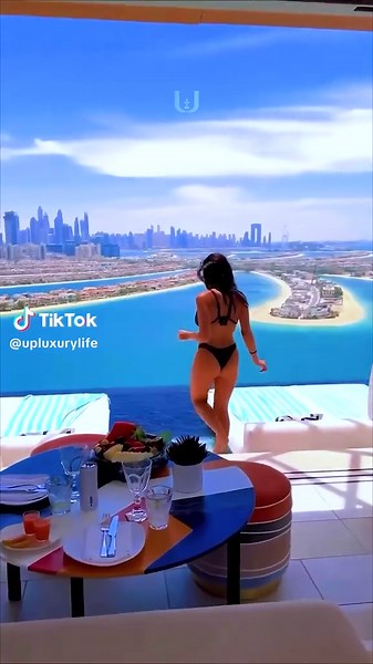 Exploring the Luxury Life: Wealth and Success Mindset