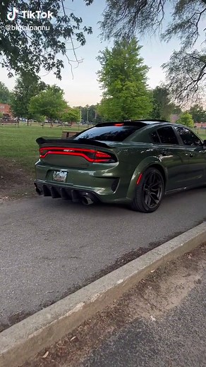 Dodge Charger SRT Hellcat Sound Compilation