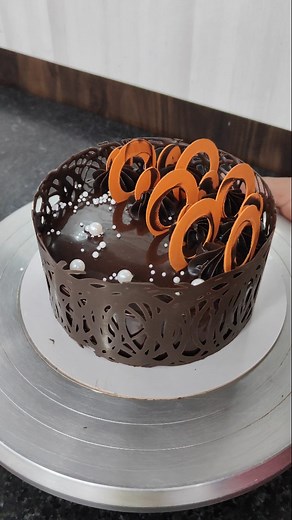 1.4M views · 8.9K reactions | Fancy chocolate cake decorating ideas #cake #reels #viral #chocolatecake #cakedecorating #cakes #fancychocolatecake #easycakedesign #chocolatecakerecipe #cakedecoratingvideos | Santosh cake chef | Facebook
