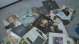 Lidem se doma válí poklady. Staré gramofonové desky mají vysokou cenu