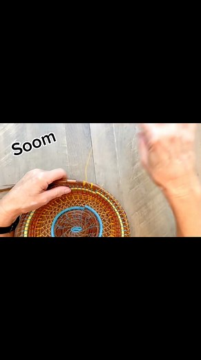 فيديو جديد من Soom طريقه شرح الغرزة ❤️ لايك وشير 👏👏👏❤️ #soom #مشغولات_يدوية #صنع_بحب #حرف_يدوية #ديكور_منزلي #أعمال_فنية #إعادة_تدوير #صنع_يدوي #منتجات_محلية #handmade #crafts #diy #handmadewithlove #homedecor #artsandcrafts #giftideas #supportsmallbusiness #aswan #تدريبات #ورشة_تدريبية #كورس #اسوان #معلقات #سلات #منظم #صينية #كورسات #ورشة #فن #فنون | Soom
