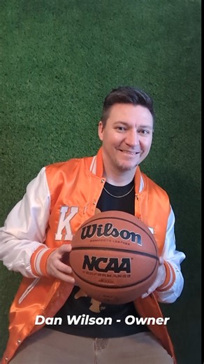 32 reactions · 7 comments | On shop Shop Small Saturday I thought it would be fun to introduce you to the team that keeps DW going. . DW wouldn't exist without their hard work and dedication. Comment if you recognize any of the team  . Thank YOU for your continued support of DW 李 . #shopsmallsaturday #onemanshow #tn | The DW Designs | Facebook