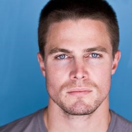 Stephen Amell | Speaking Fee | Booking Agent