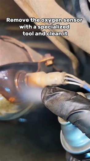 Remove Oxygen Sensor Easily with Specialized Tool 🛠️🚗#OxygenSensor #CarMaintenance#automobile