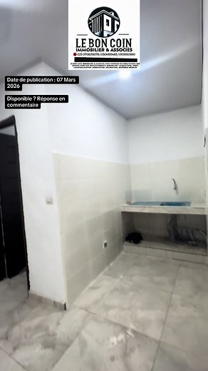 À louer ( disponible ) Belle maison basse de 2 pièces, nouvelle construction , comprenant 2 salles de bain. Située à Akouedo Village, à proximité du groupe scolaire. Loyer : 110 000 FCFA Intéressé(e) ? Contactez-nous dès maintenant pour plus d'informations ou pour organiser une visite ! ☎️• Téléphone : 07 08 21 80 78 ☎️• WhatsApp : 05 04 19 54 83 ☎️• Autre numéro : 01 01 95 08 90 Rejoignez-nous sur Telegram pour plus d'offres : https:// t.me/le_bon_coin_immobilier