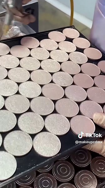 Cómo hacer sombras de ojos: tutorial y consejos