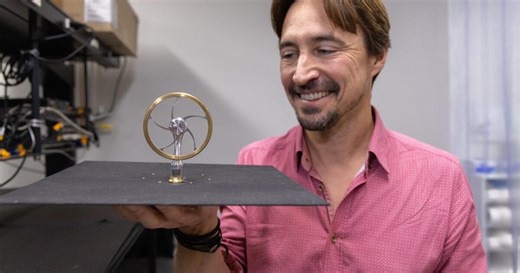 Simple new engine sucks power from the night sky