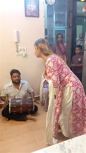 Kinner Dance Grup on Reels