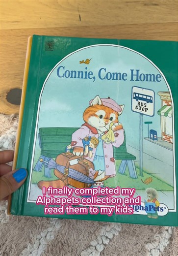 📚 Just trying to track down every book I read as a child so I can read them with my kids #ruthlernerperle #disneybook #minnienme #alphapet #alphapets