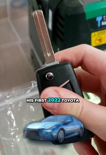 Someone sent us photos for their 2022 Camry. That’s it. Just photos. Next thing you know, the machine’s cutting a real key. #Toyota #lasercutting #carkeys #keycutting #Keybyphoto