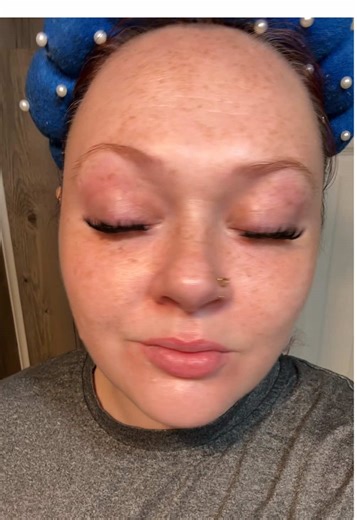 Pawotence lashes for days when mascara feels lazy and bare eyes feel illegal. Put them on once and your face stops asking for help. Clean finish, strong look, zero extra steps. 💄👁️ #Pawotence #lashtok #lashcommunity #falselashes #lashgoals