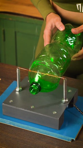 Unleash Your Creativity with This Ingenious DIY Gadget! 🤩✨ #DIY #Shorts
