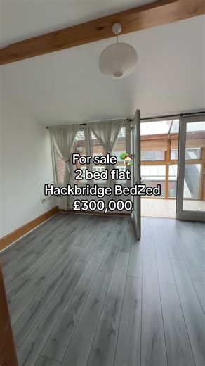 2 Bedroom Flat for Sale in Hackbridge – No Onward Chain