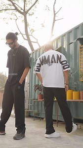 𝐂𝐨𝐦𝐦𝐚𝐧𝐝𝐨 𝐓-𝐬𝐡𝐢𝐫𝐭 Live Now! Dominate your day with the Commando T-shirt—lightweight, breathable, and designed for the bold. 𝐂𝐨𝐦𝐦𝐚𝐧𝐝𝐨 𝐂𝐨𝐥𝐥𝐞𝐜𝐭𝐢𝐨𝐧'25 Retail & Wholesale available #commandobd #oversizedtees #summercollection #menswear Product Details: Exclusive Oversized T-shirt From Commando BD Material Composition: 100% Cotton Fabrics Size available: M , L , XL Soft and comfortable fabric with a four-way stretch Care Instruction: Professional Dry Clean Only | Command