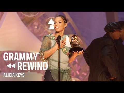 Alicia Keys Wins Best R&B Album Grammy For 'Songs In A Minor' At The 2002 Grammys | Grammy Rewind