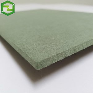 [Hot Item] Waterproof Green Mr E2 Grade MDF for Door Skin Price / 3mm Blank Sublimation MDF Plank Board
