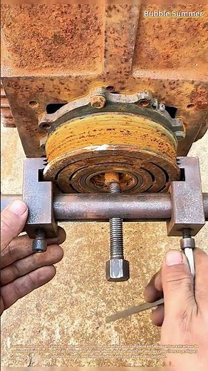 Ingéniosité mécanique : fabrication d'un extracteur sur mesure pour retirer un roulement rouillé