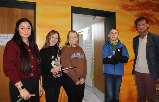 Toiletten-TÜV: Rigoroses Klo-Kontrollsystem an Abensberger Mittelschule zeigt Wirkung