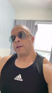 🚨 CONVOCAÇÃO! 🚨 Amanhã (14/08), às 15h, Jr. Dublê é presença confirmada no Podcast Mundo da Luta! 📹: Jr Duble 💪🔥 O BICHO VAI PEGAR! No próximo dia 26 de agosto, o Fight Music Show 3 chega com Acelino Popó Freitas e cia na minha tela! Assine já e se garanta na torcida! (link na bio). #FMSnoCombate #Boxe #Boxing #FightMusicShow | Combate