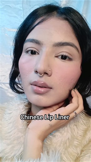 chinese lip contour 😀 #lipcontour #chinesemakeup #makeuphacks #makeuptips #beautyhacks
