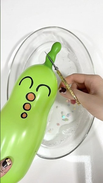Mixing Clear Slime with Sequins & Gold Spoon ✨ ASMR Balloon Popping #slime