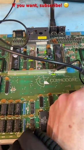 Commodore 128 very sick! 🤪 #retrocomputer #commodore #c128