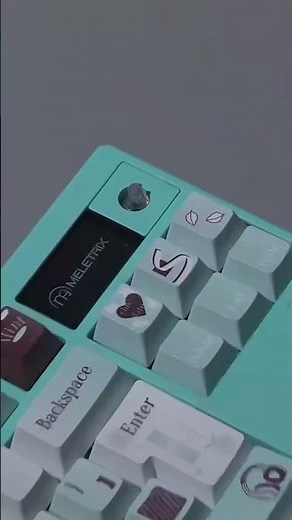 Meet the ZOOM TKL Dyna – the keyboard that adapts to you!