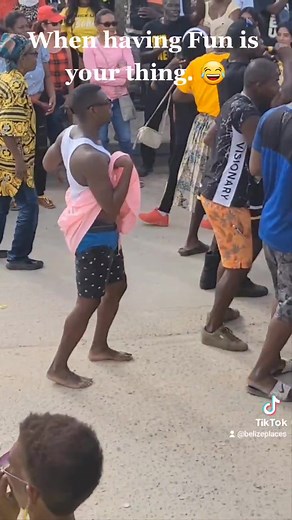 Griga Dah fun. That's right 👉 #Dangriga #StannCreekDistrict #Belize 🇧🇿 💛🤍🖤 . . #belizeplaces #travelbelize #Belizeplease #Caribbean #BelizeTravel #gobelize #youbetterbelizeit #betterBelizeit