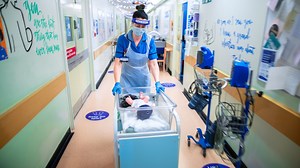 NHS maternity wards 'at breaking point' amid fresh Covid wave